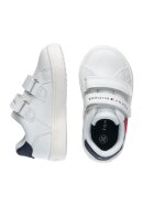 Sneaker White 22